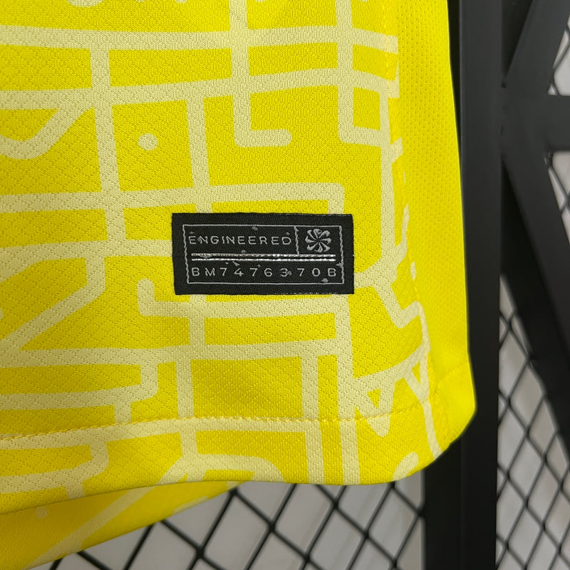 CAMISA LANÇAMENTO FEMININA DA SELEÇÃO DO BRASIL 24/25 AMARELO