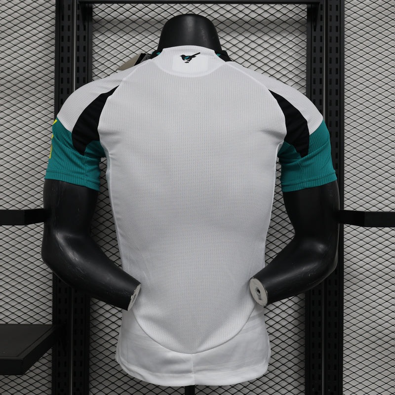 CAMISA VERSÃO PLAYER DO NEWCASTLE 24/25 BRANCO