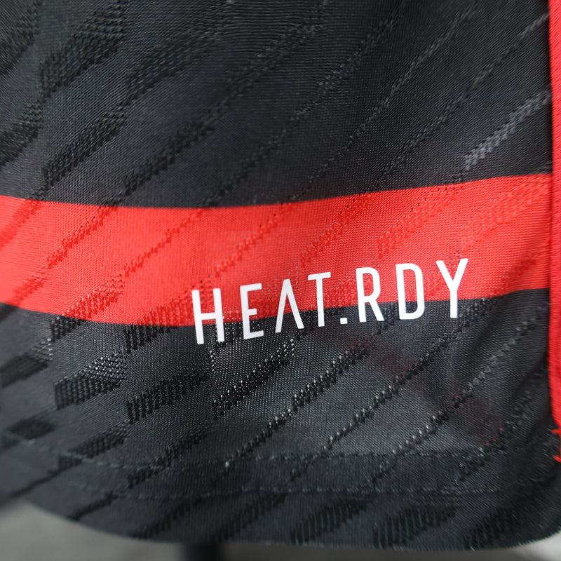 CAMISA VERSÃO PLAYER DO FLAMENGO 24/25 TRADICIONAL