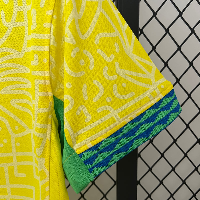 CAMISA LANÇAMENTO FEMININA DA SELEÇÃO DO BRASIL 24/25 AMARELO