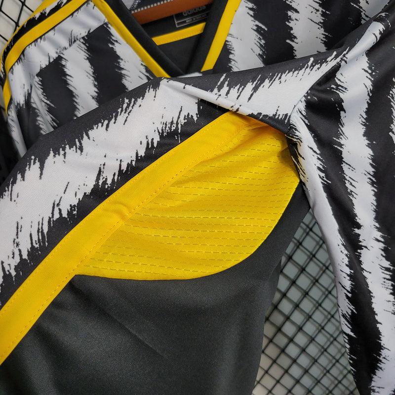 CAMISA MANGA LONGA DO JUVENTUS 23/24 BRANCO, PRETO E AMARELO - VELOP SPORTS